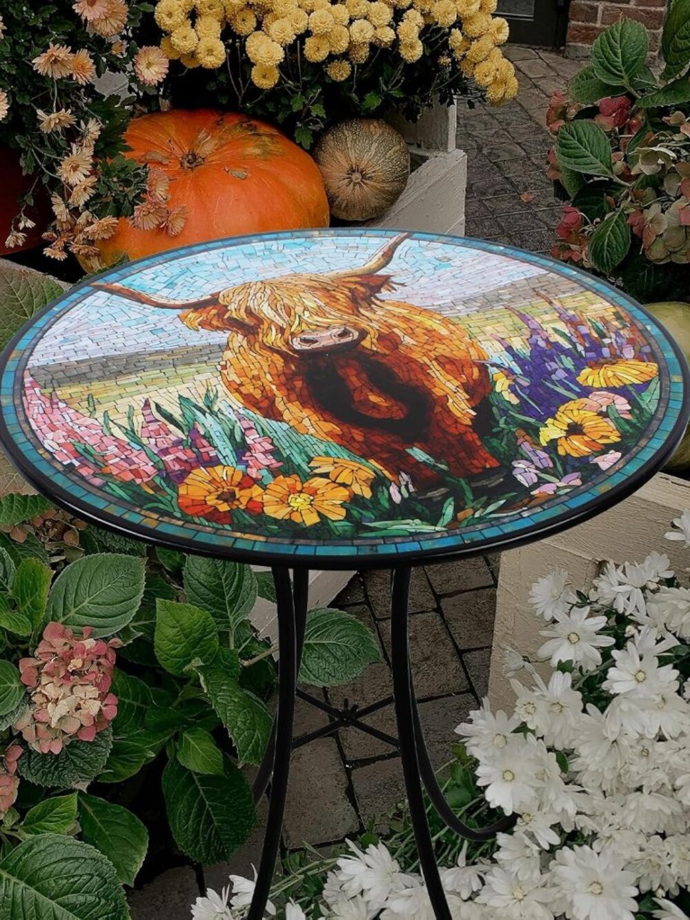 Highland Cow Mosaic Patio Side Table Outdoor Garden Accent Plant Stand 18" Round